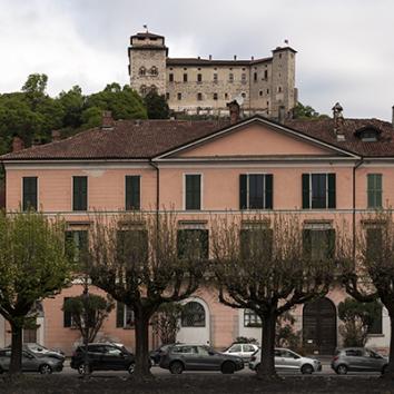 Palazzo Borromeo